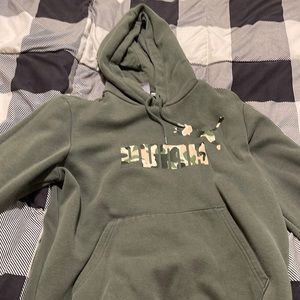 Puma sweatshirt